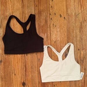 Old Navy Medium-Support Sports Bras (2)